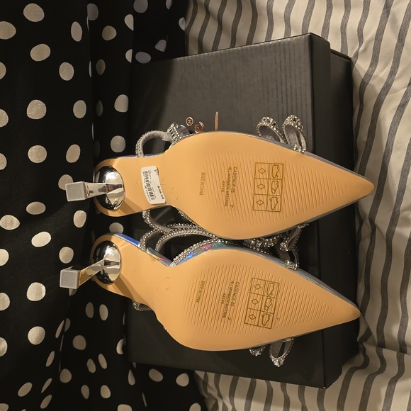 ✨️🎯$5 Bling heels✨️ - Picture 3 of 4